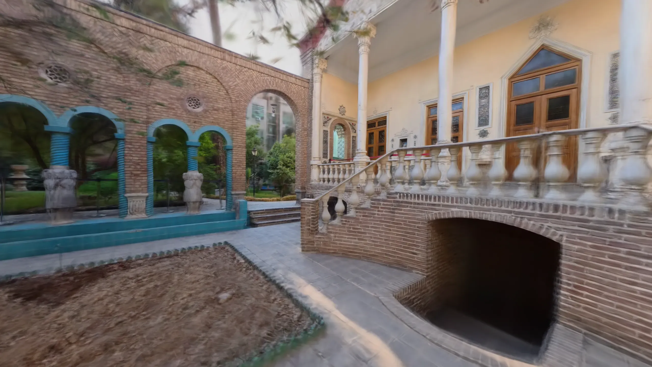 Moghadam House